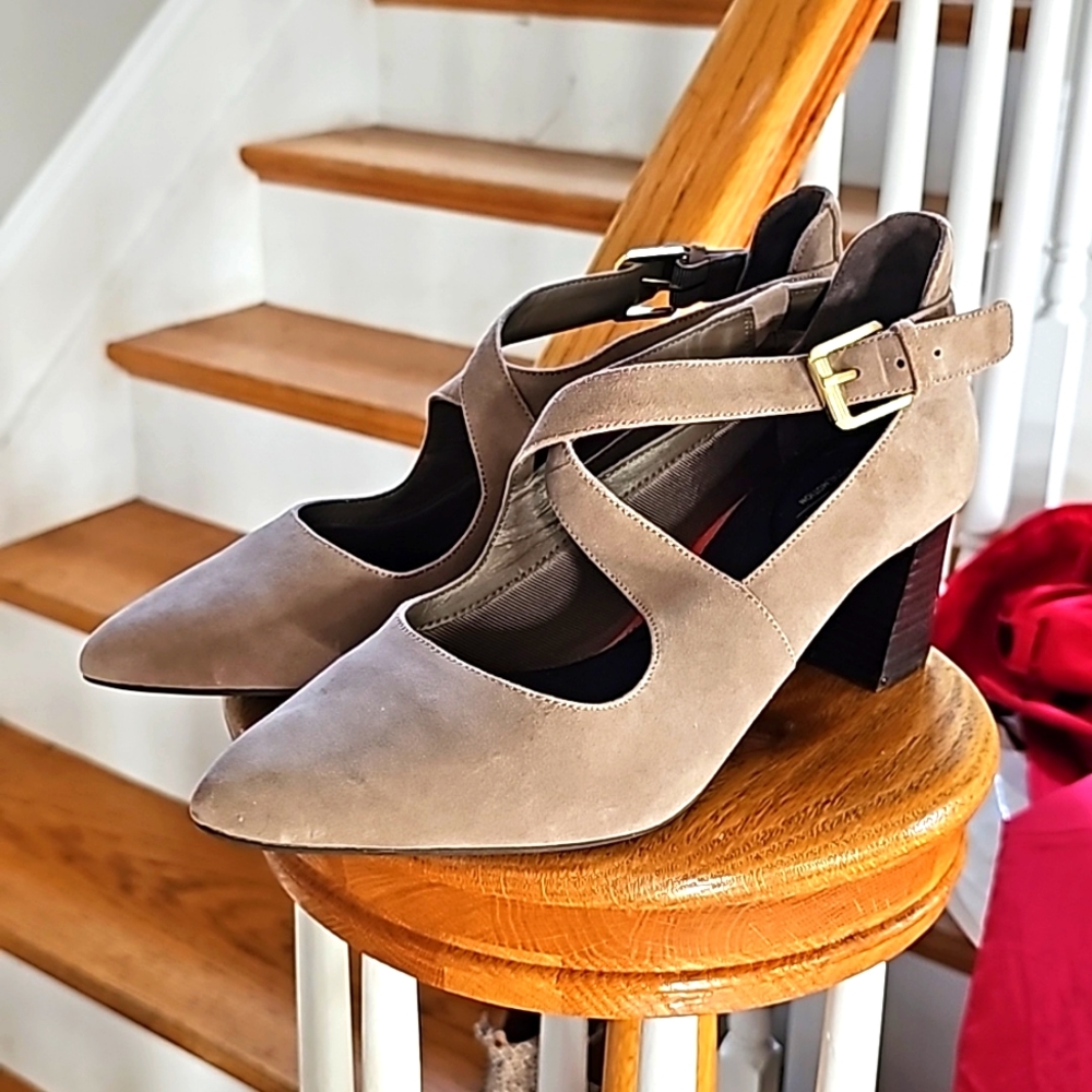 Rockport Suede Pointy Toe Pumps